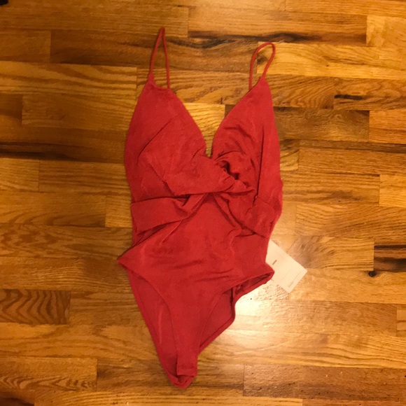 Sheen Bodysuit. - Picture 2 of 5